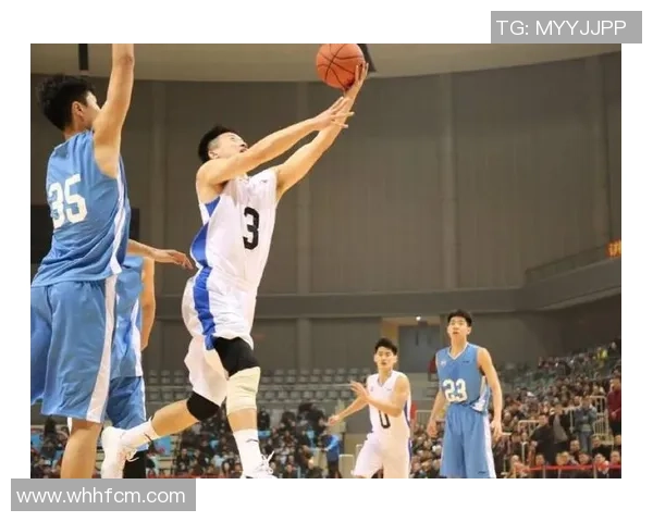 上海篮球队进攻表现分析与得失总结探讨